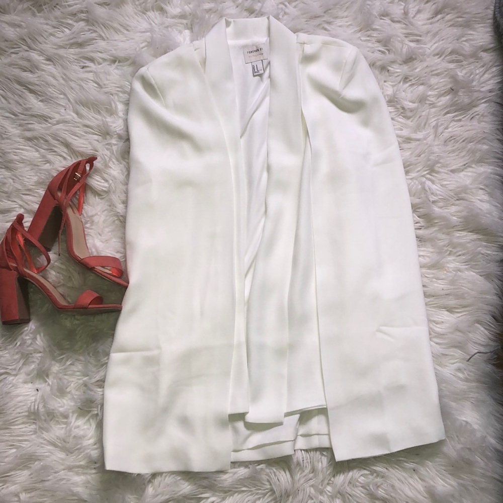 Contemporary F21 cape.